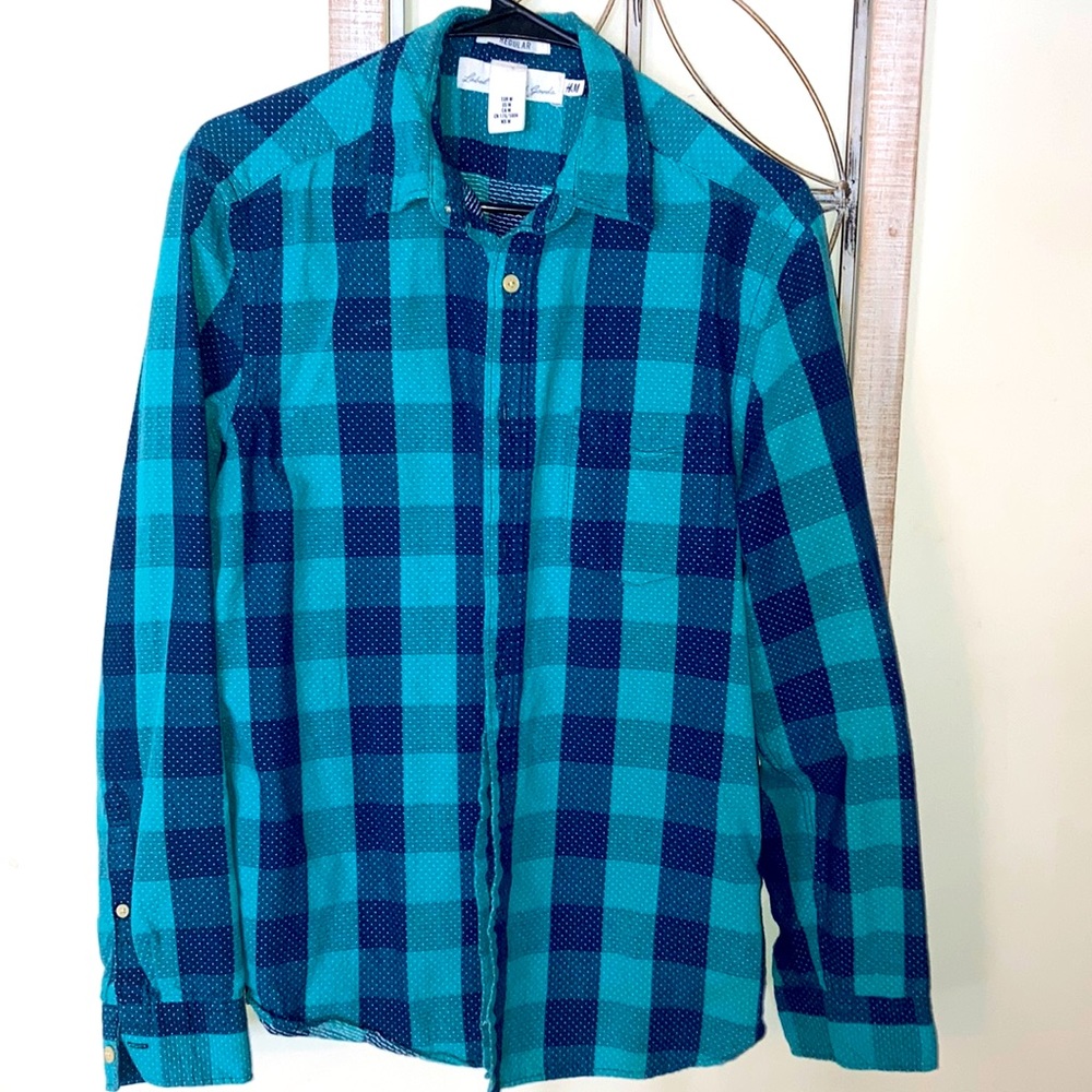 Medium H&M causal shirt